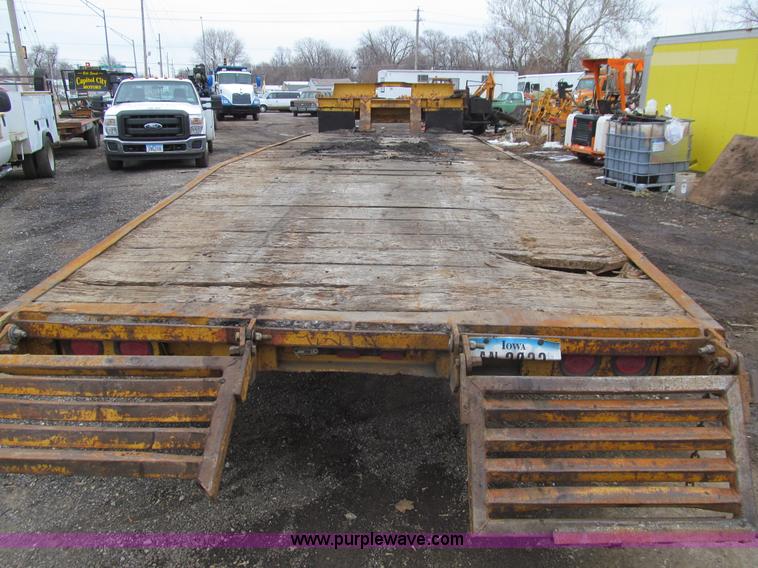 image for item J3326 1975 Miller 0TGH equipment trailer