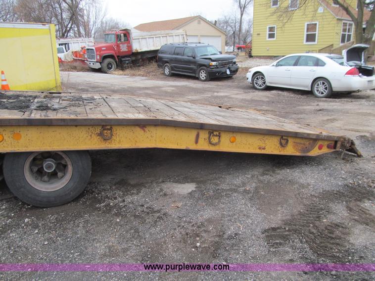 image for item J3326 1975 Miller 0TGH equipment trailer