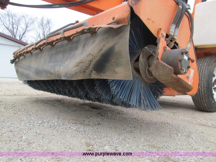 image for item J3327 2004 Lay-mor 6HC broom