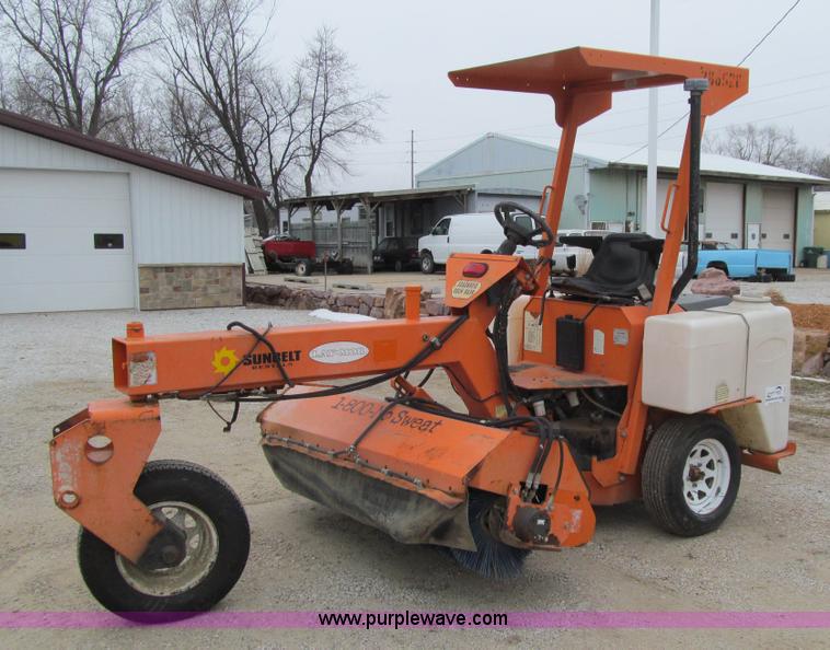 image for item J3327 2004 Lay-mor 6HC broom