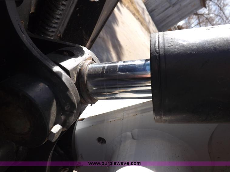 image for item K3145 2011 Bobcat S650 skid steer