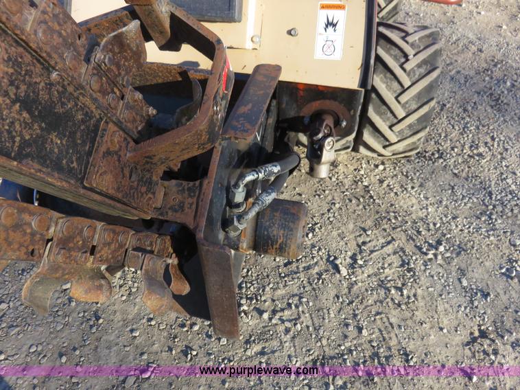 image for item K7020 1998 Ditch Witch 410SXD trencher