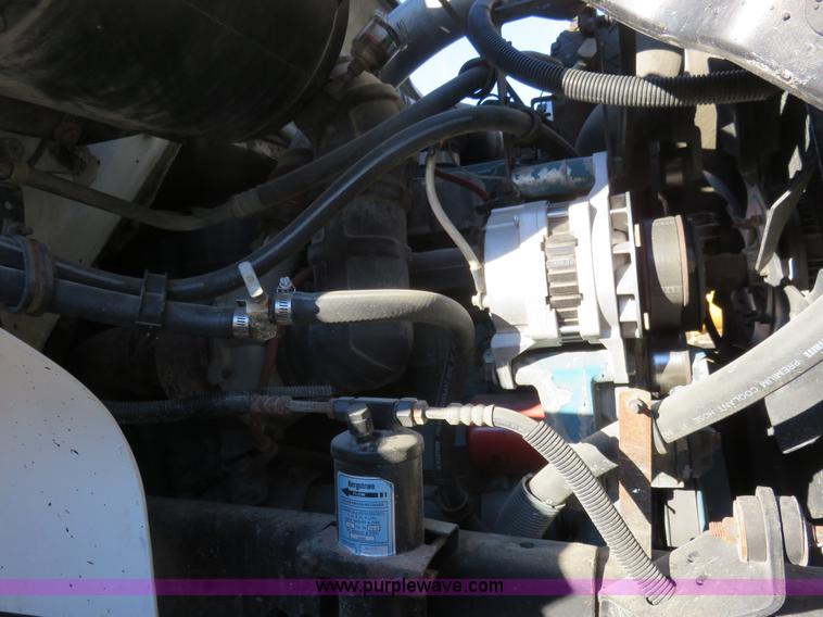 image for item K7021 1995 International 4900 dump truck