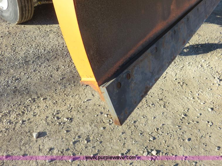 image for item K7021 1995 International 4900 dump truck