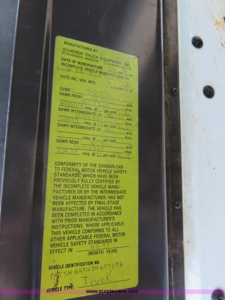 image for item K7021 1995 International 4900 dump truck