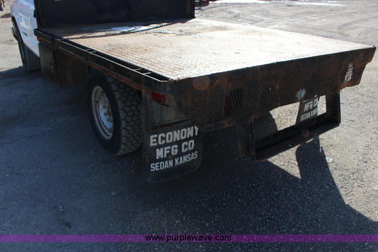 image for item L6581 1998 Chevrolet Cheyenne 2500 flatbed truck