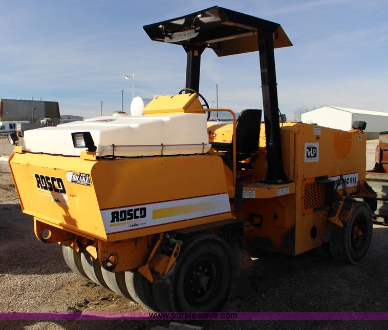 image for item L6582 Rosco TRU-PAC 915 pneumatic roller