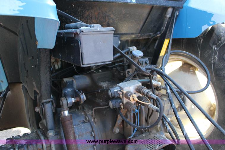 image for item L6585 1998 New Holland TS100 tractor