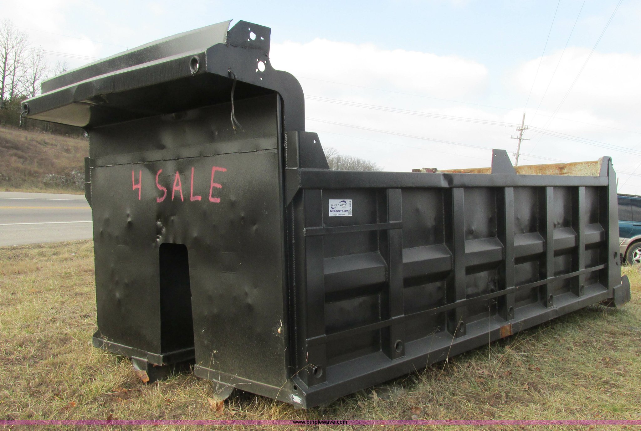 OX Body dump bed in Potosi, MO Item H7604 sold Purple Wave