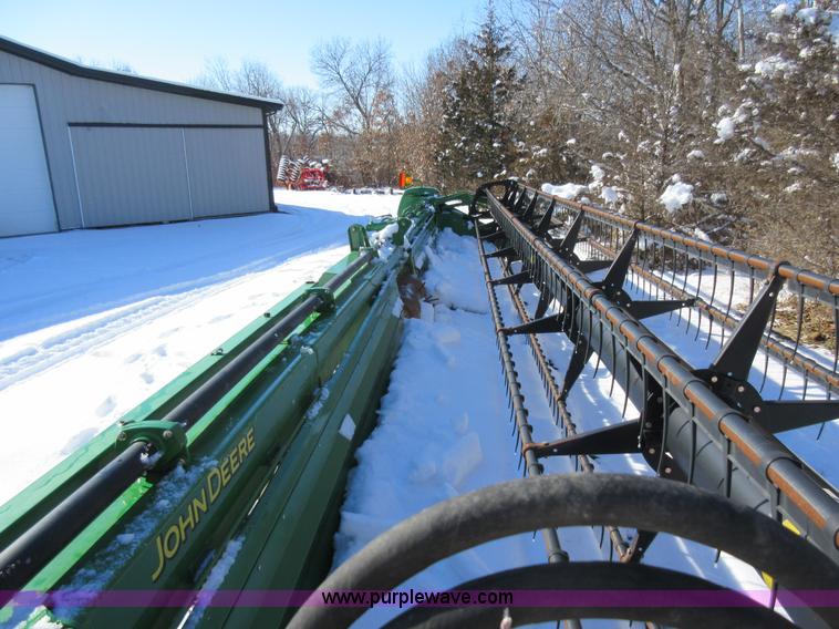 image for item AW9093 2010 John Deere 635D draper head