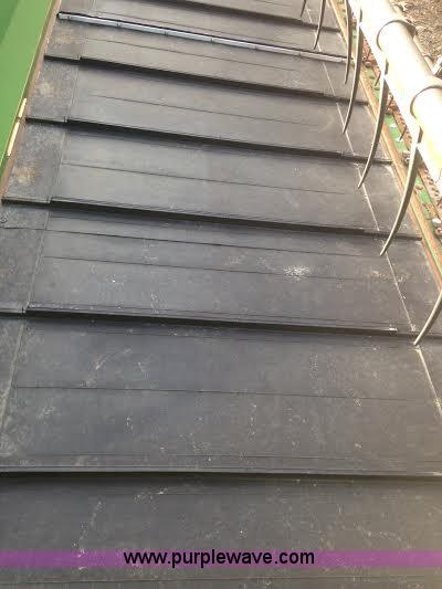 image for item AW9093 2010 John Deere 635D draper head