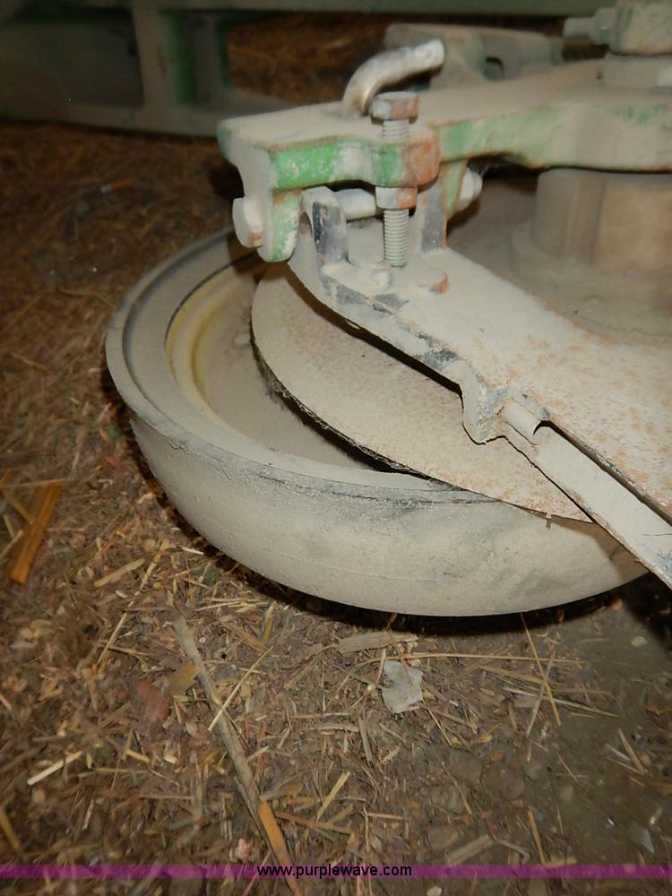 image for item BC9755 7" liquid fertilizer openers