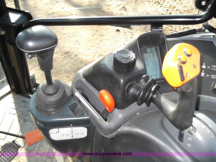 image for item D1383 2007 New Holland TM130 MFWD tractor