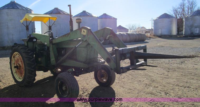 image for item D2255 John Deere 2510 tractor