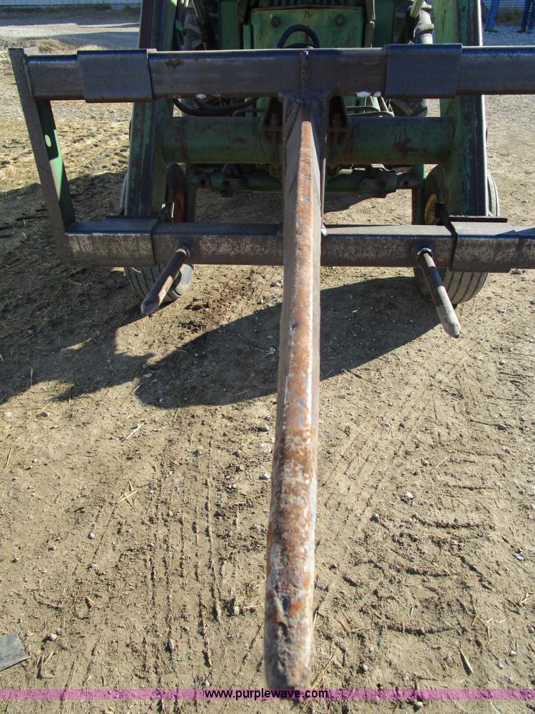 image for item D2255 John Deere 2510 tractor