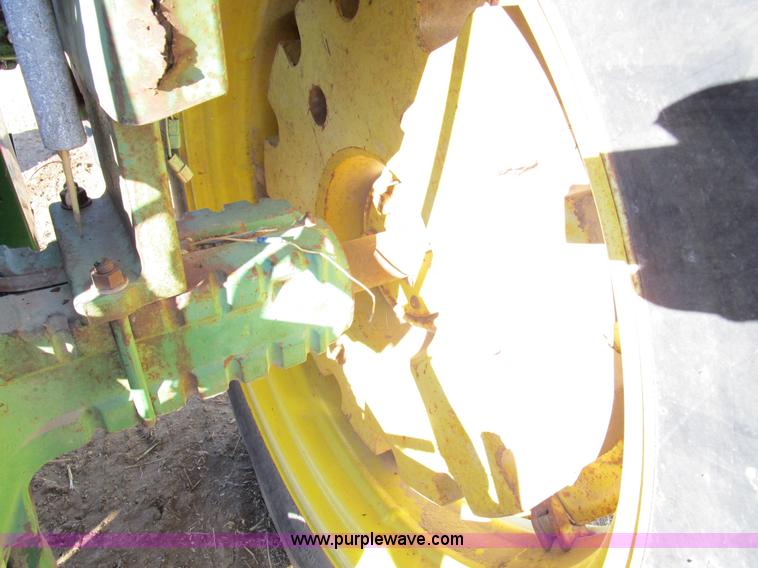 image for item D2255 John Deere 2510 tractor