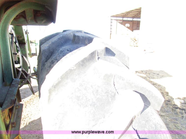 image for item D2255 John Deere 2510 tractor