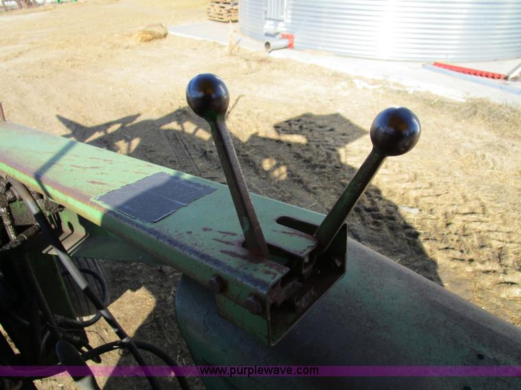 image for item D2255 John Deere 2510 tractor