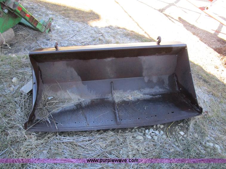 image for item D2255 John Deere 2510 tractor