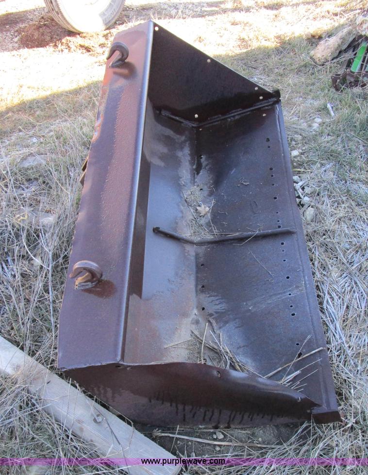 image for item D2255 John Deere 2510 tractor