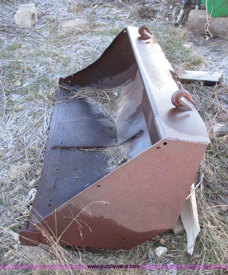 image for item D2255 John Deere 2510 tractor