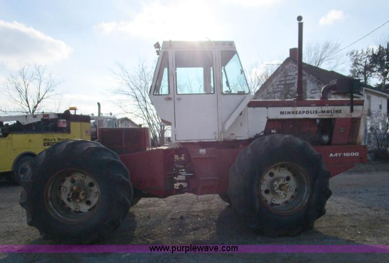 image for item D2257 1971 Minneapolis Moline A4T-1600 4WD tractor