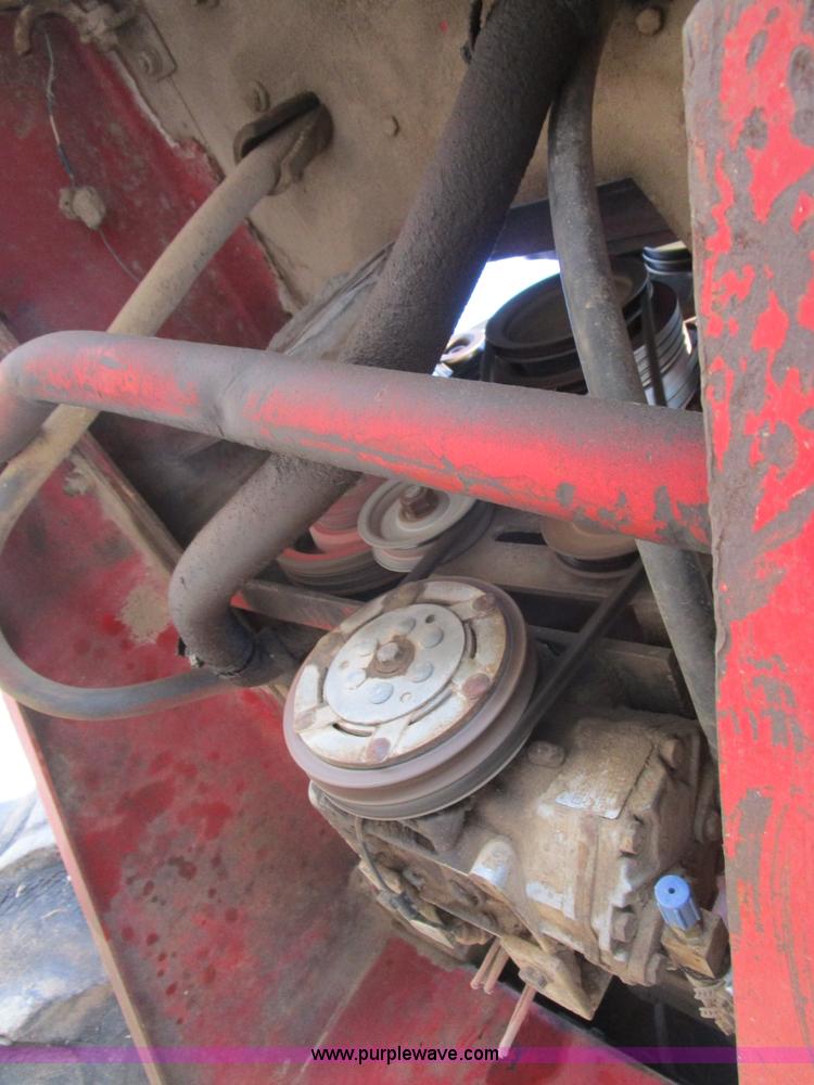 image for item D2257 1971 Minneapolis Moline A4T-1600 4WD tractor