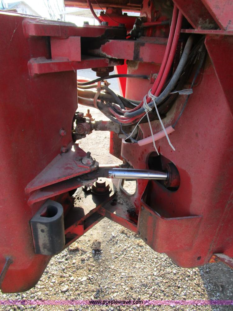 image for item D2257 1971 Minneapolis Moline A4T-1600 4WD tractor