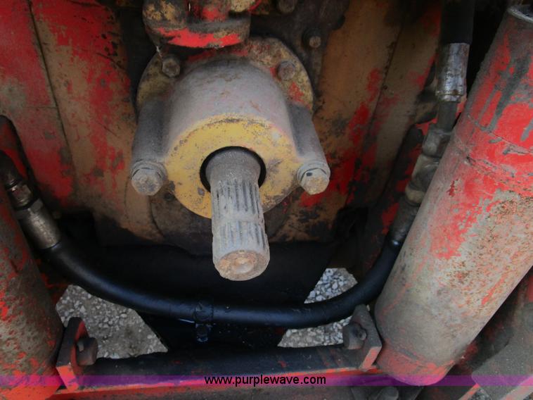 image for item D2257 1971 Minneapolis Moline A4T-1600 4WD tractor