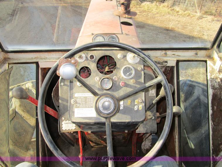 image for item D2257 1971 Minneapolis Moline A4T-1600 4WD tractor