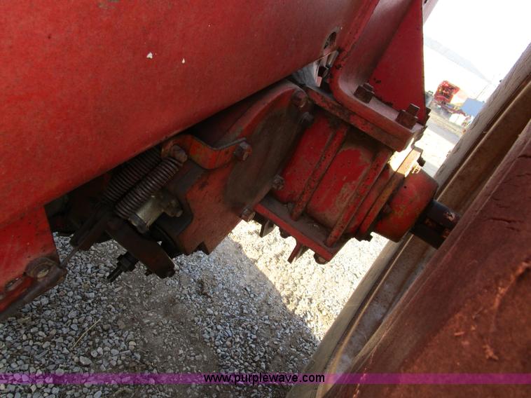 image for item D2257 1971 Minneapolis Moline A4T-1600 4WD tractor