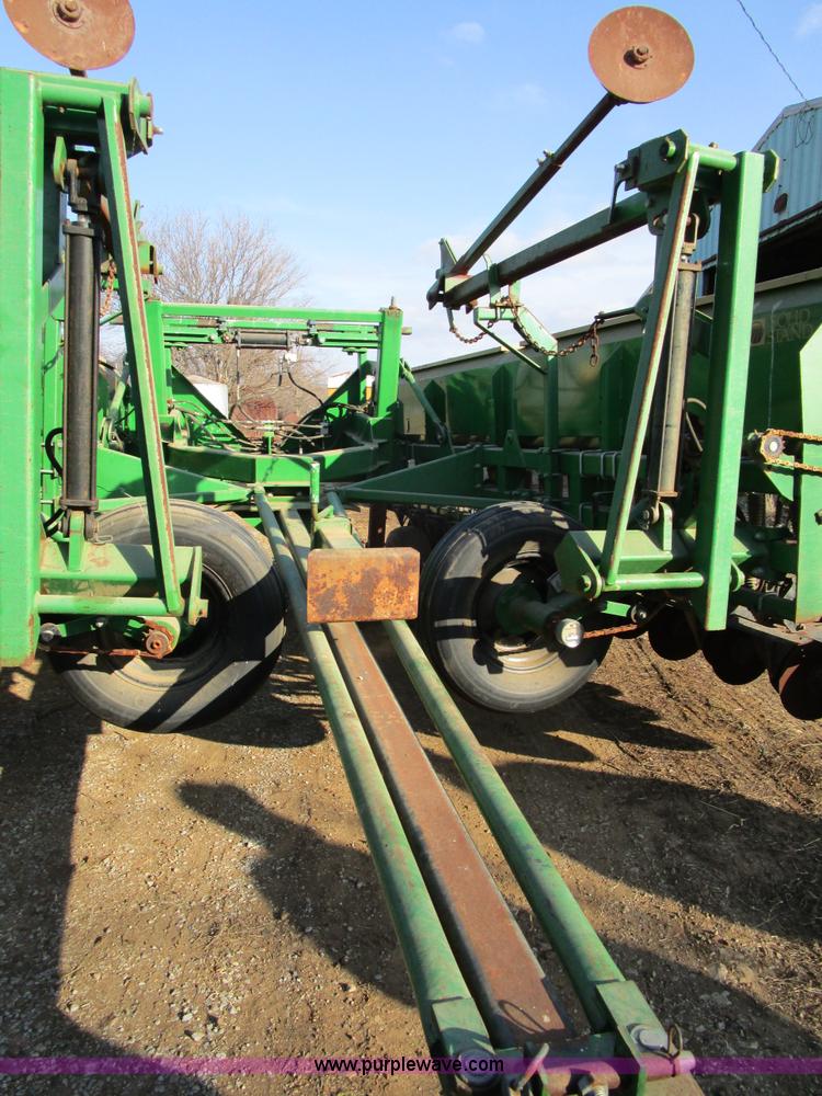 image for item D2258 1990 Great Plains Solid Stand 30 planter