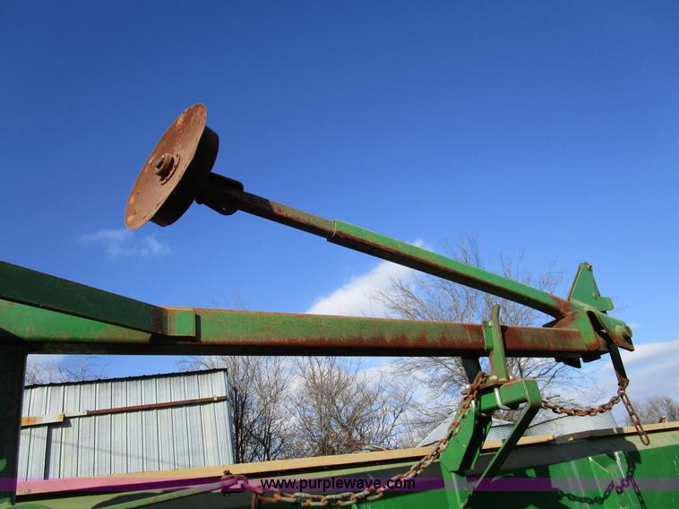 image for item D2258 1990 Great Plains Solid Stand 30 planter