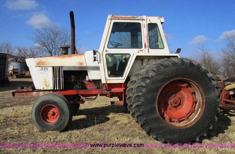 image for item D2259 1977 Case 1570 tractor