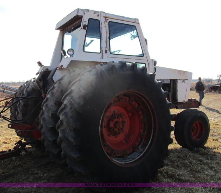 image for item D2259 1977 Case 1570 tractor