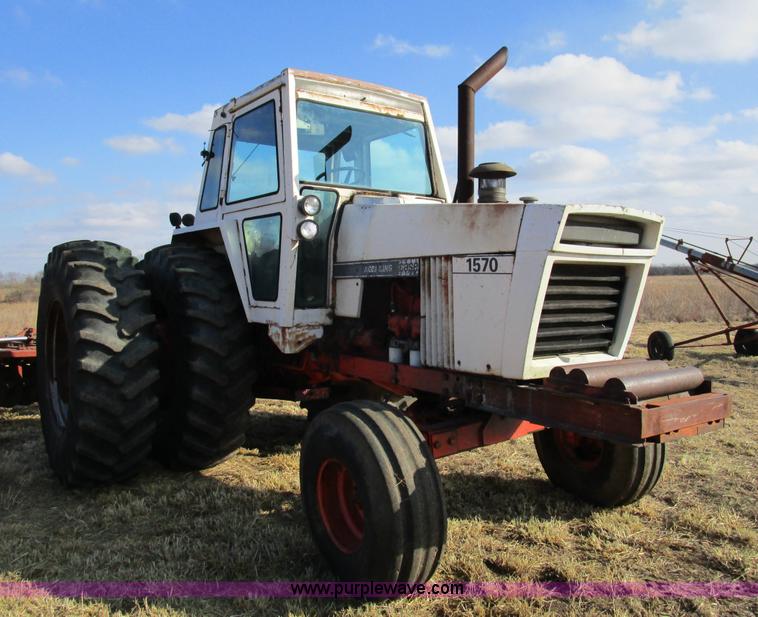 image for item D2259 1977 Case 1570 tractor