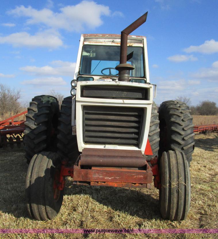 image for item D2259 1977 Case 1570 tractor