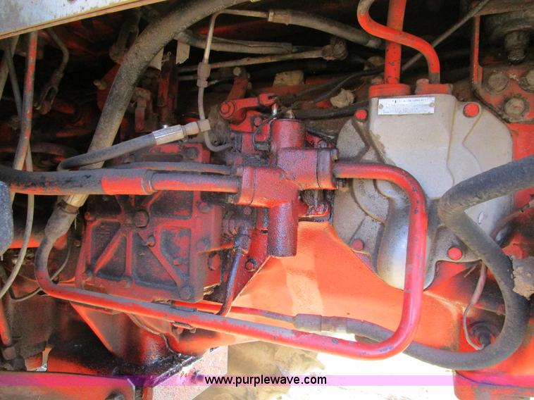 image for item D2259 1977 Case 1570 tractor