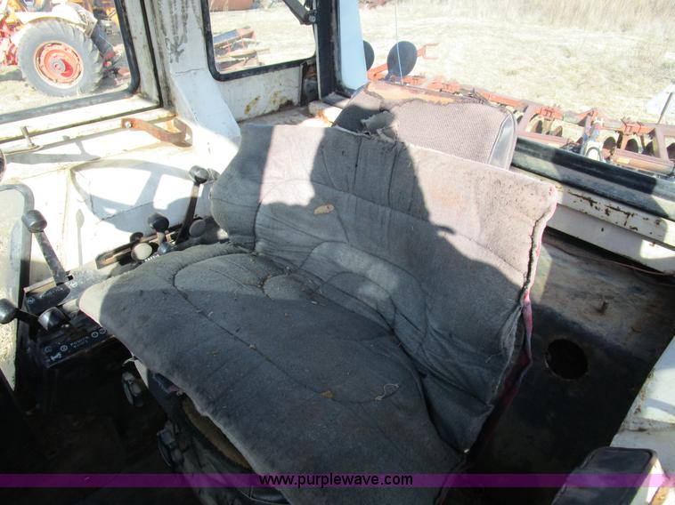 image for item D2259 1977 Case 1570 tractor