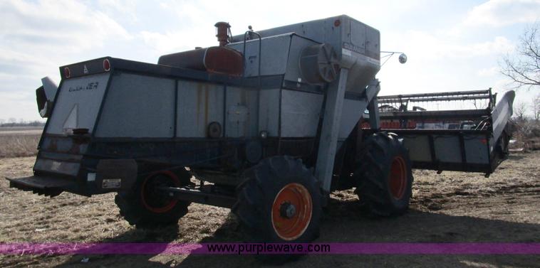 image for item D2261 1977 Gleaner M2 RWA Corn-Soybean Special combine