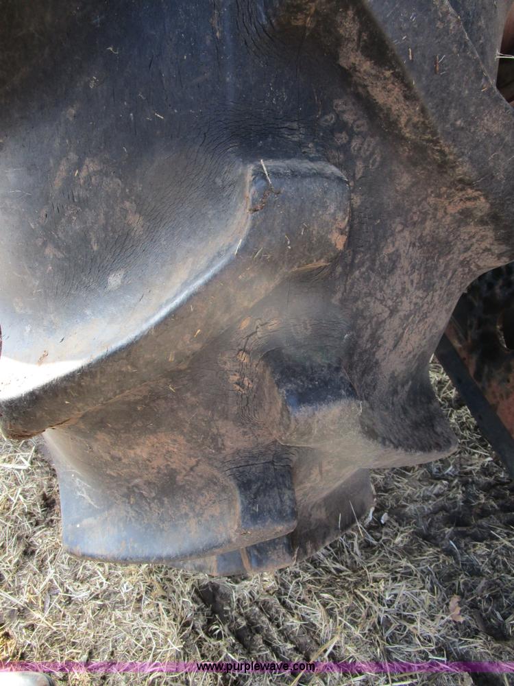 image for item D2261 1977 Gleaner M2 RWA Corn-Soybean Special combine