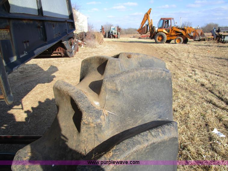 image for item D2261 1977 Gleaner M2 RWA Corn-Soybean Special combine