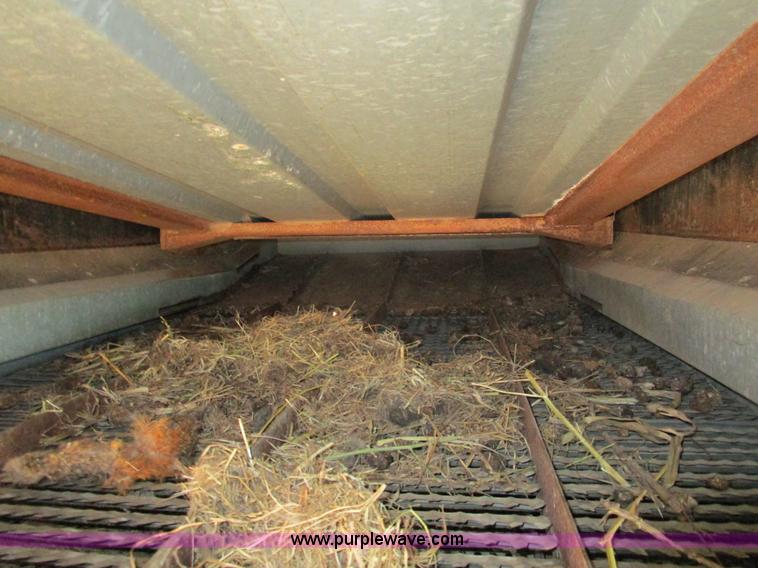 image for item D2261 1977 Gleaner M2 RWA Corn-Soybean Special combine