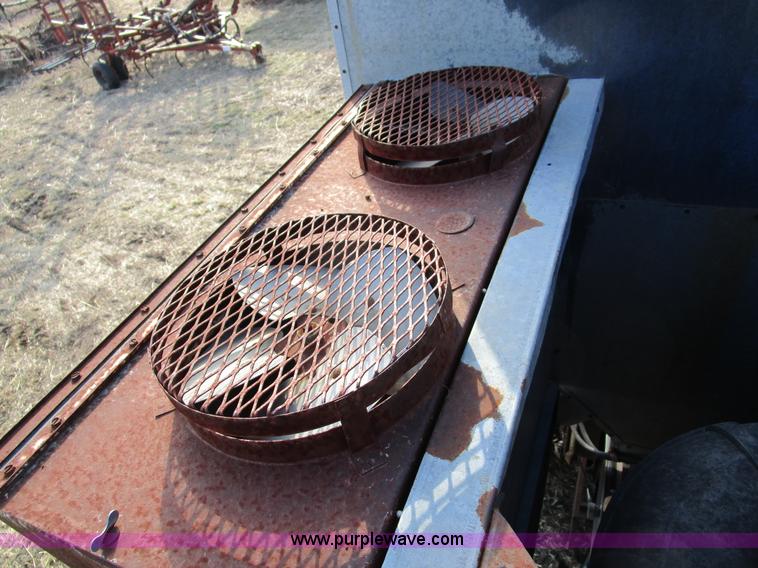 image for item D2261 1977 Gleaner M2 RWA Corn-Soybean Special combine