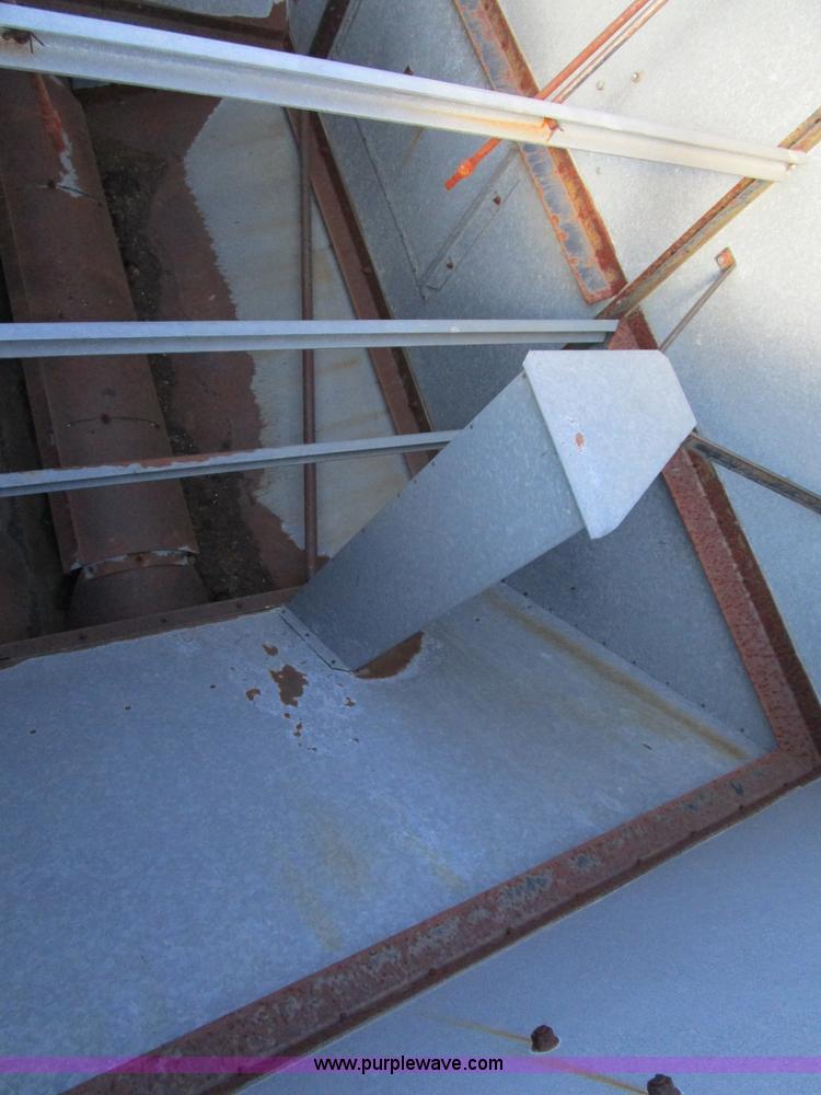 image for item D2261 1977 Gleaner M2 RWA Corn-Soybean Special combine