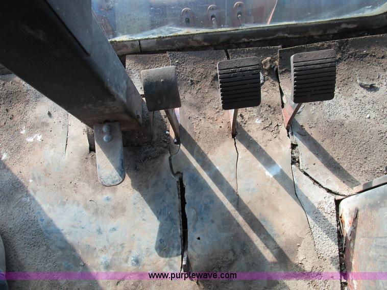 image for item D2261 1977 Gleaner M2 RWA Corn-Soybean Special combine