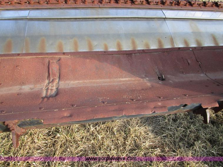 image for item D2261 1977 Gleaner M2 RWA Corn-Soybean Special combine