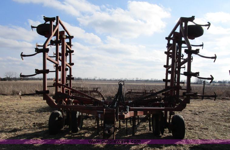 image for item D2262 CrustBuster 30' field cultivator
