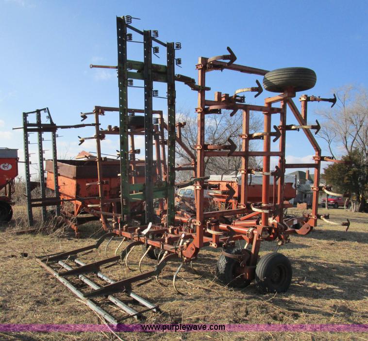 image for item D2262 CrustBuster 30' field cultivator