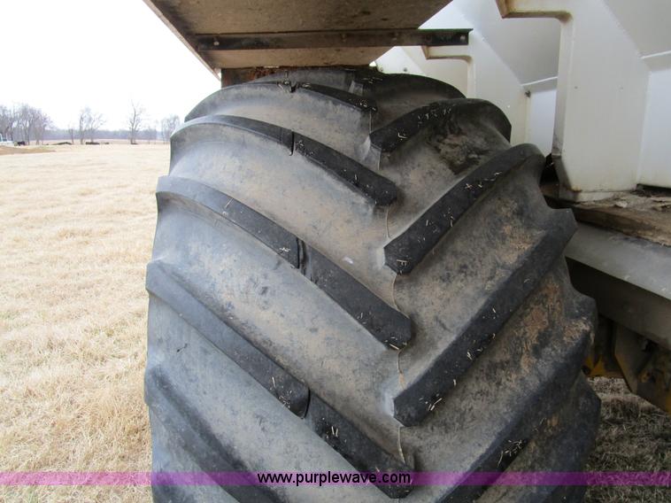 image for item D2285 Ag-Chem TerraGator 1664 applicator